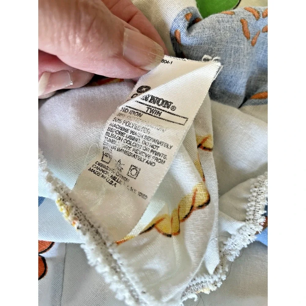 Vintage M&M Candy Mars Cannon Western Cowboy Twin Fitted‎ Bed Sheet